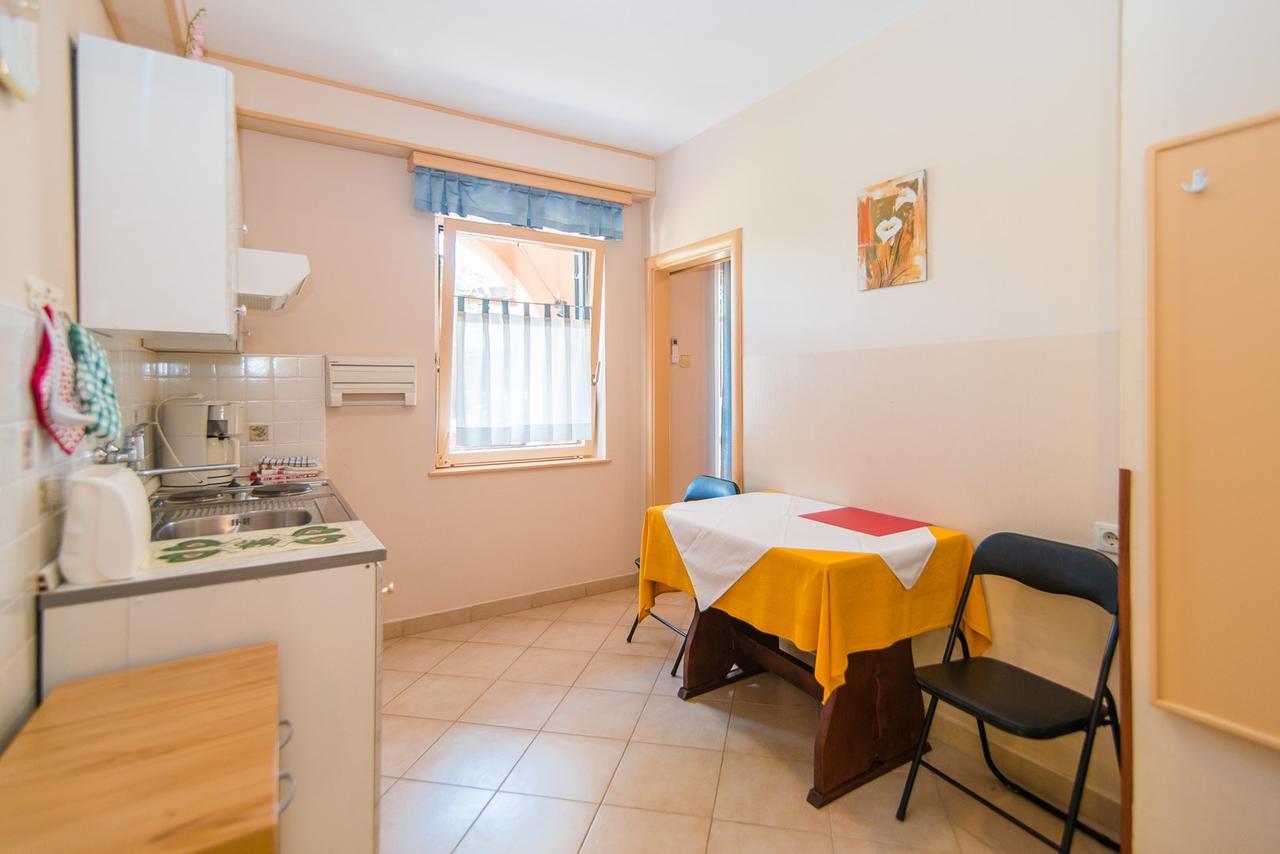 Apartment Vilma فونتانا المظهر الخارجي الصورة